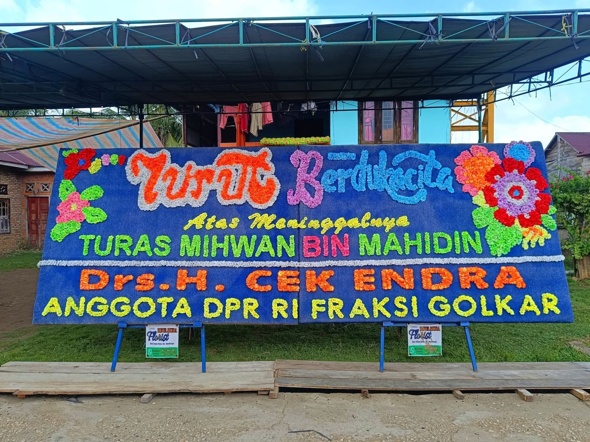 Papan Ucapan/Bunga