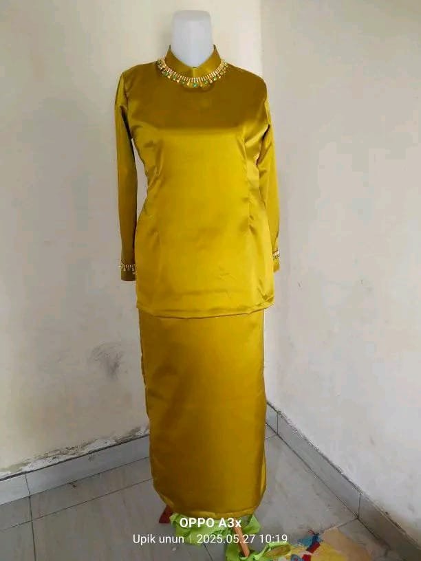 Baju kurung